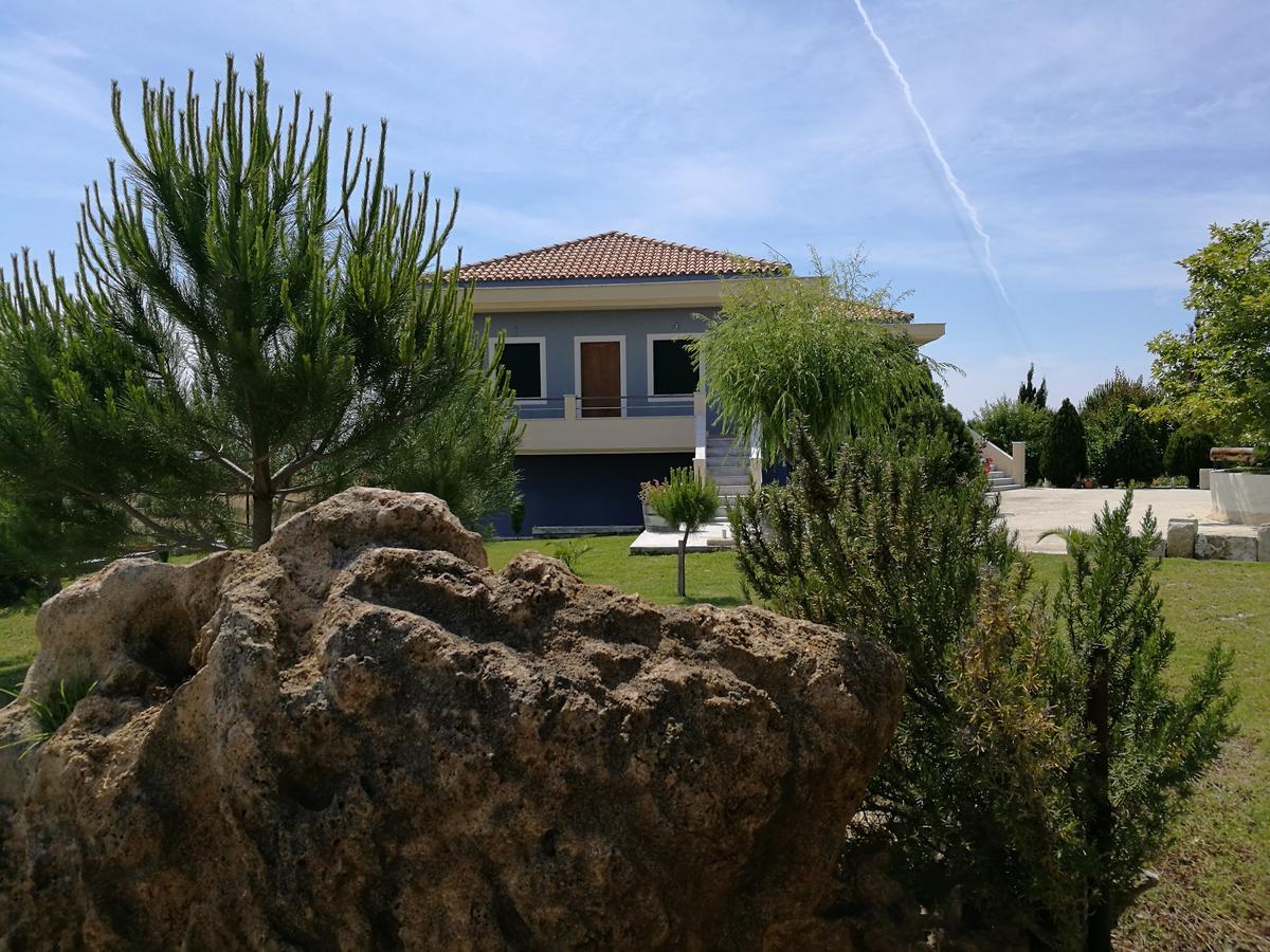 Alekos Beach Houses-Angelo Lixouri Exterior photo