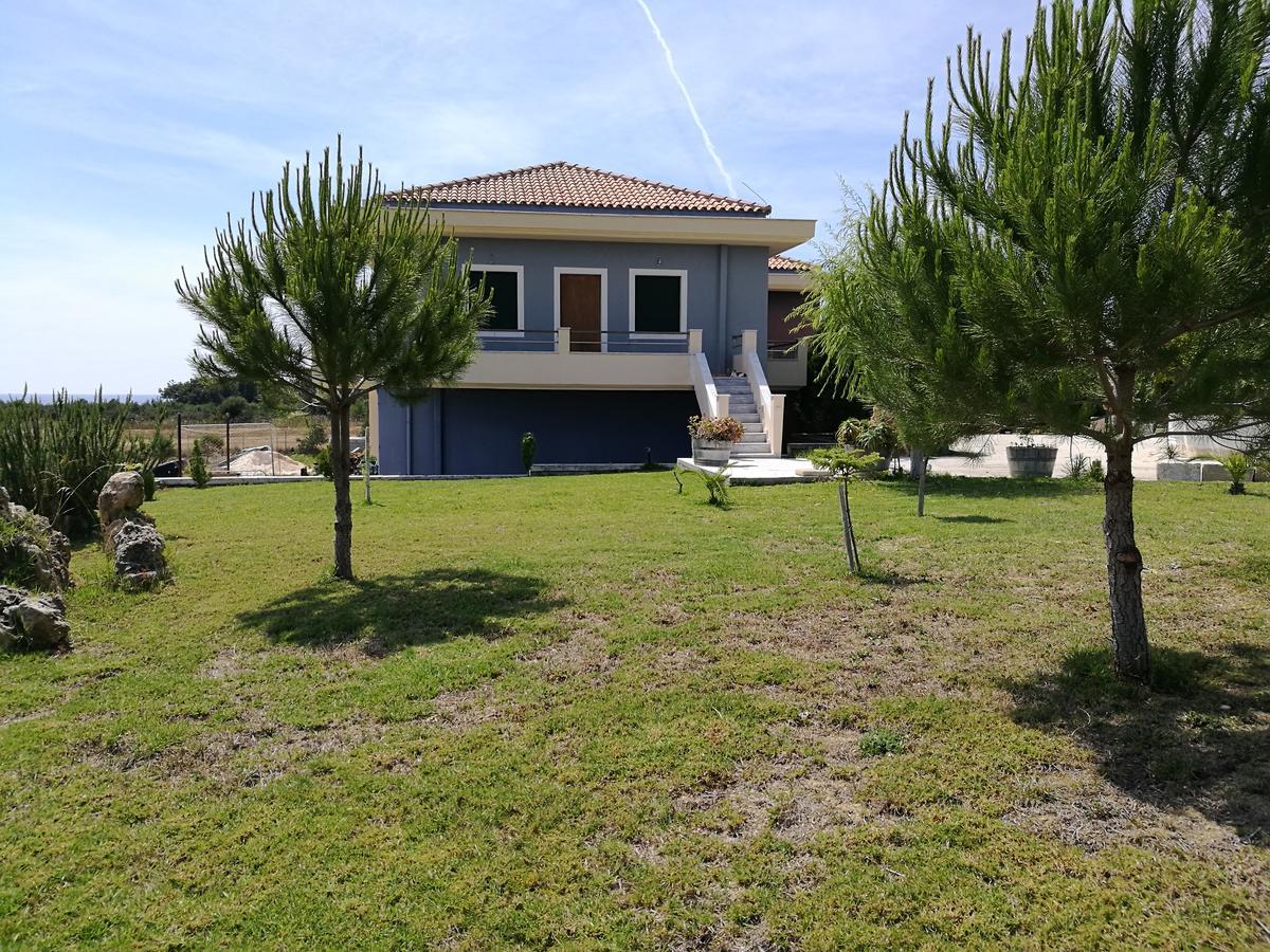 Alekos Beach Houses-Angelo Lixouri Exterior photo
